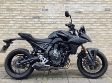 GSX-8S