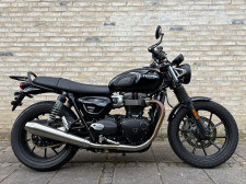 STREET TWIN 900