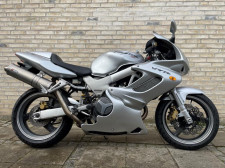 VTR 1000 FIRESTORM