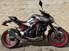 Z 900 